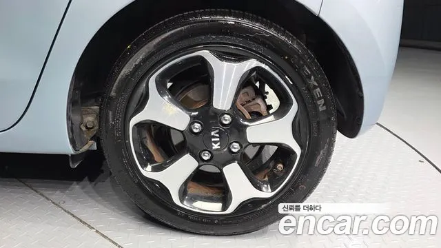 Kia Ray 2015 thumb 10