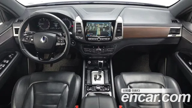 KGM Rexton 2018 thumb 11
