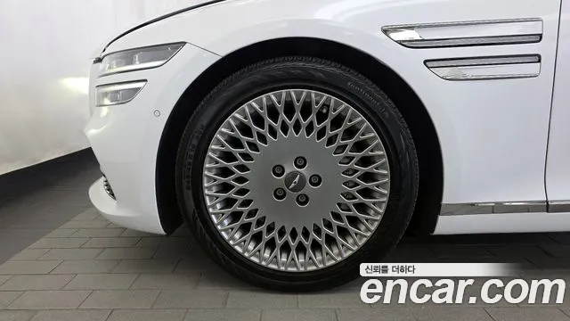 Genesis G80 2022 thumb 3