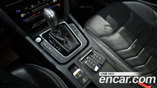 Volkswagen Arteon 2023 thumb 10