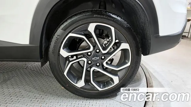Chevrolet Tracker 2023 thumb 5