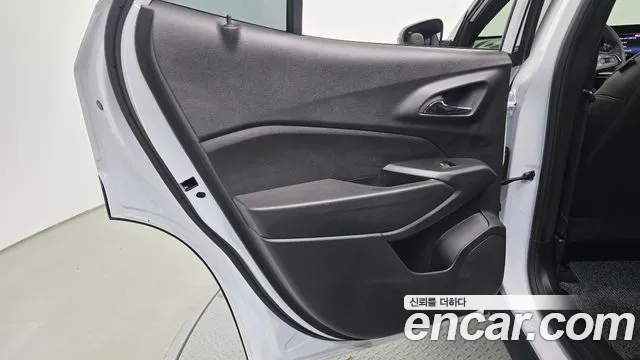 Chevrolet Tracker 2023 thumb 3