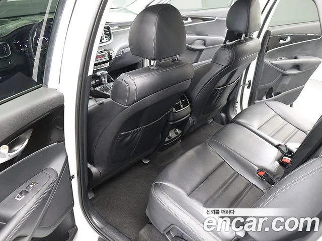 Kia Sorento 2018 thumb 11