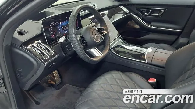 Mercedes-Benz S-Class 2025 thumb 5