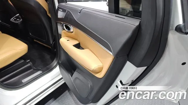 Volvo XC90 2023 thumb 9
