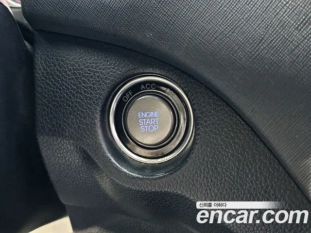 Hyundai Санта Фе 2013 thumb 6