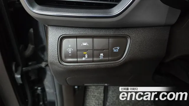 Hyundai Santa Fe 2018 thumb 11