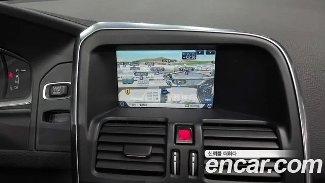 Volvo XC60 2015 thumb 8
