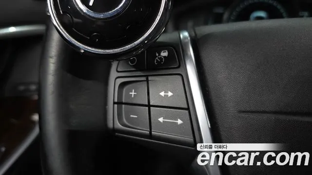 Volvo XC60 2015 thumb 9