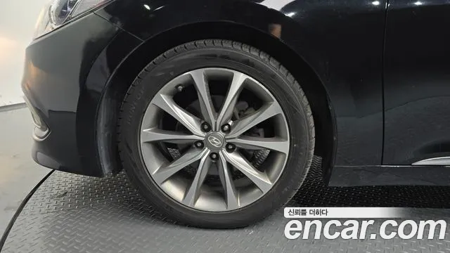Hyundai Grandeur 2015 thumb 5