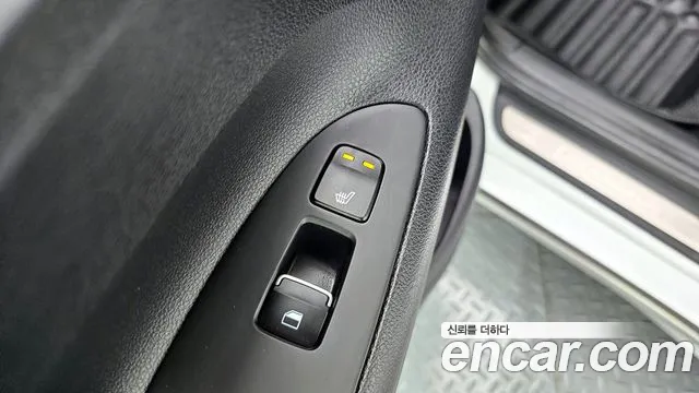Hyundai Grandeur 2017 thumb 11