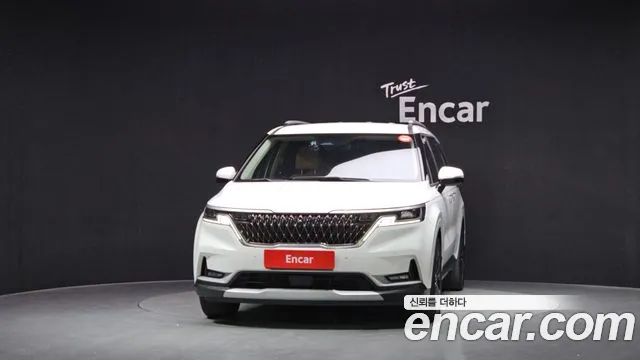 Kia Carnival 2022 thumb 4
