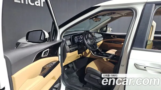 Kia Carnival 2022 thumb 5