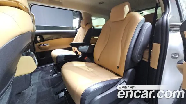 Kia Carnival 2022 thumb 6