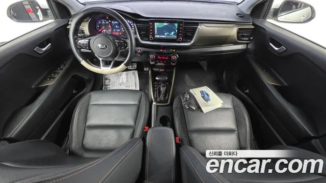 Kia Stonic 2017 thumb 2
