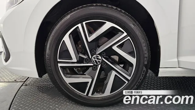 Volkswagen Jetta 2022 thumb 6