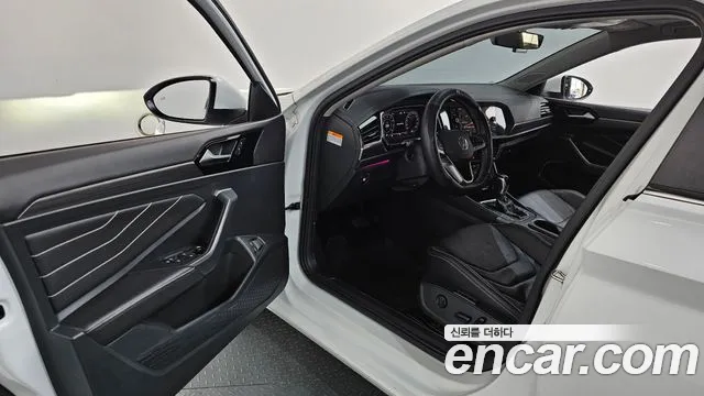 Volkswagen Jetta 2022 thumb 9