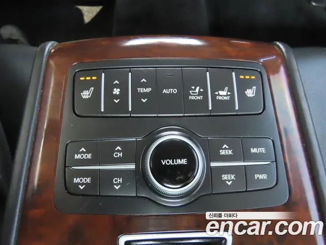 Hyundai Equus 2012 thumb 6