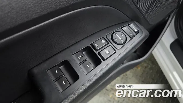 Hyundai Avante 2018 thumb 5