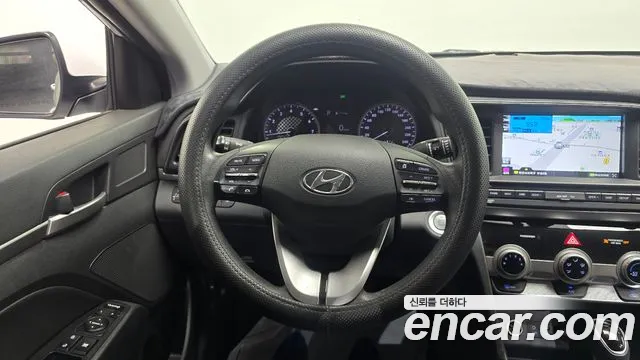 Hyundai Avante 2018 thumb 4