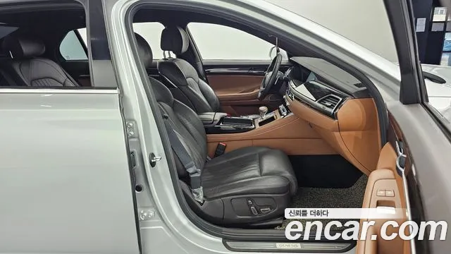Genesis G90 2019 thumb 8