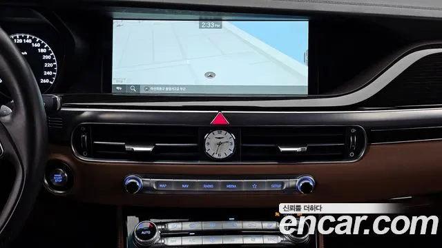 Genesis G90 2019 thumb 6