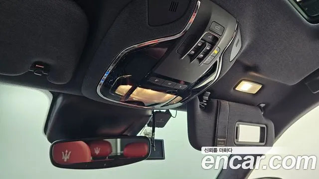 Maserati Levante 2019 thumb 9