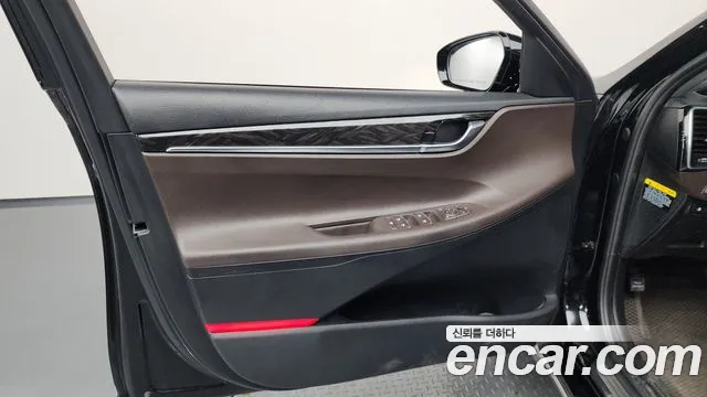 Hyundai Grandeur 2017 thumb 3