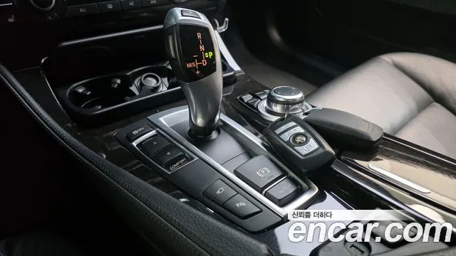 BMW 5 серии 2013 thumb 8