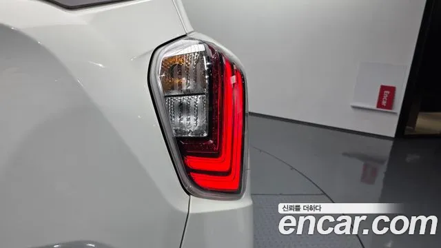 KGM Tivoli 2020 thumb 11