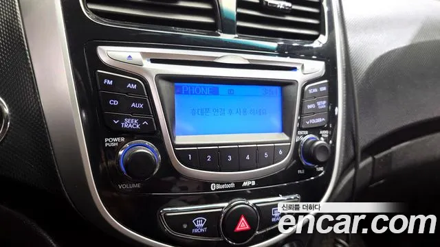 Hyundai Accent 2013 thumb 9