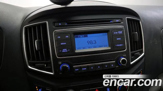Hyundai Staria 2016 thumb 6