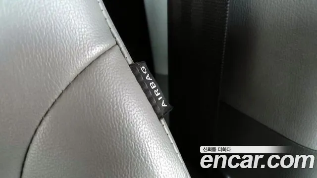 Hyundai Staria 2016 thumb 10