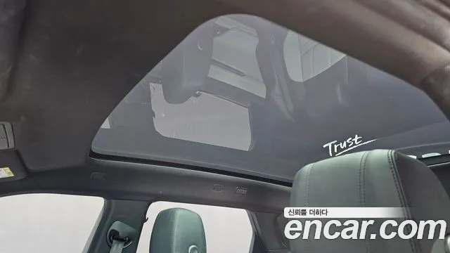 Land Rover Range Rover Evoque 2020 thumb 2