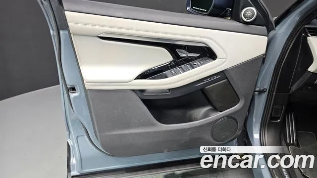Land Rover Range Rover Evoque 2020 thumb 9