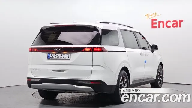 Kia Carnival 2022 thumb 11