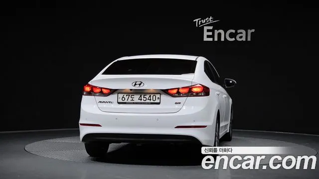 Hyundai AD 2016 thumb 3
