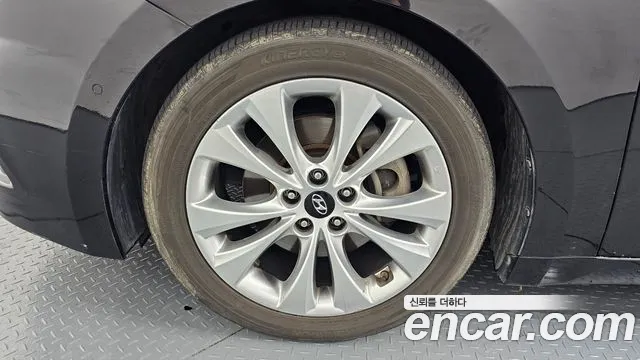 Hyundai Grandeur 2011 thumb 9