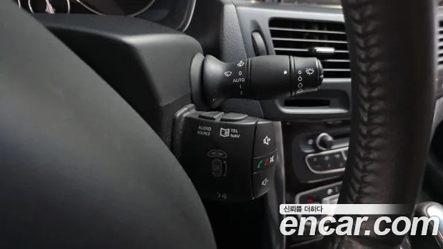 Renault SM5 2010 thumb 2