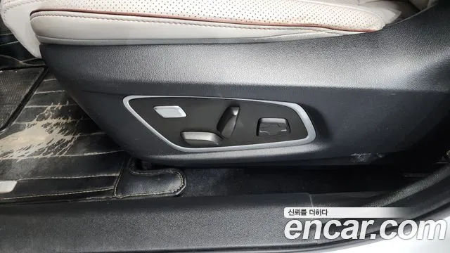 Renault QM6 2019 thumb 12