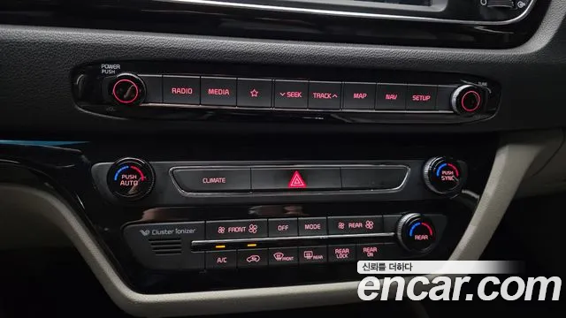 Kia Carnival 2019 thumb 10
