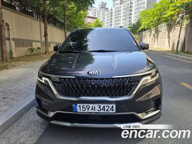 Kia Carnival 2021 thumb 3