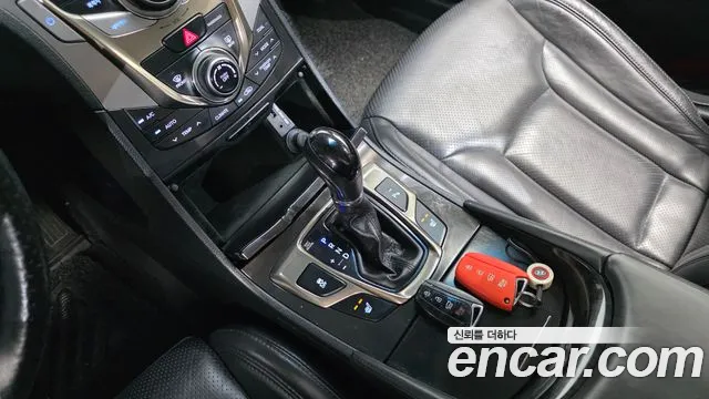 Hyundai Grandeur 2013 thumb 3