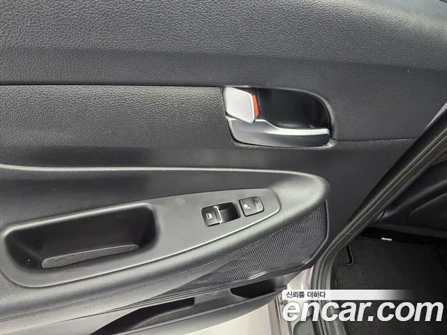 Hyundai Santa Fe 2021 thumb 12