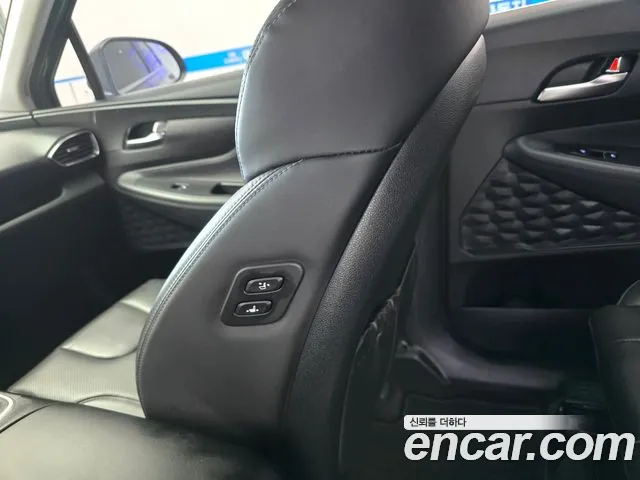 Hyundai Santa Fe 2021 thumb 2