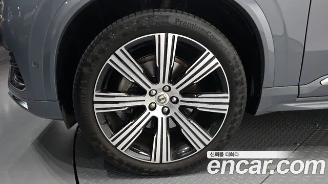 Volvo XC90 2021 thumb 5