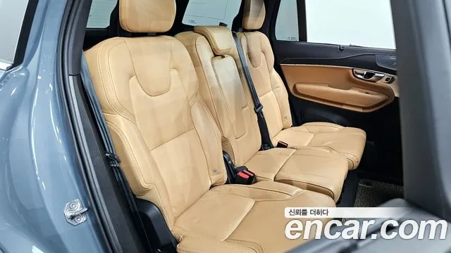 Volvo XC90 2021 thumb 8