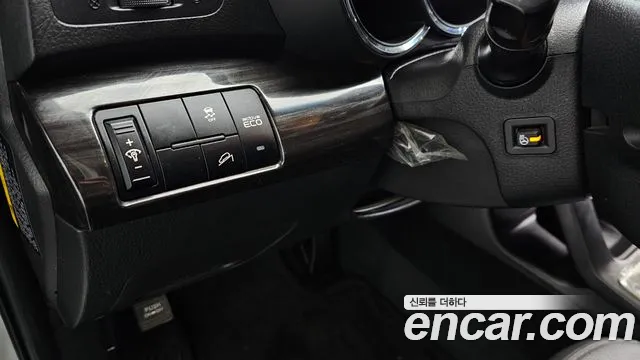 Kia Sorento 2011 thumb 10