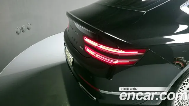 Genesis G80 2022 thumb 2