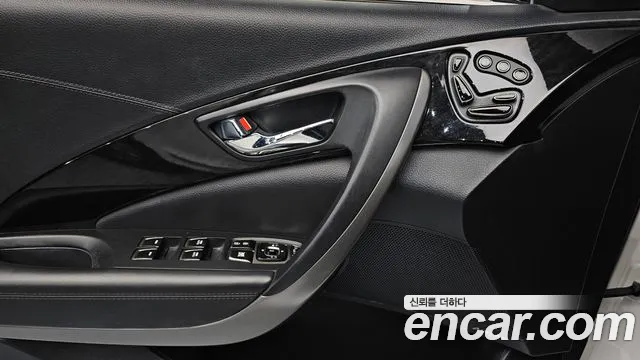 Hyundai Grandeur 2013 thumb 11
